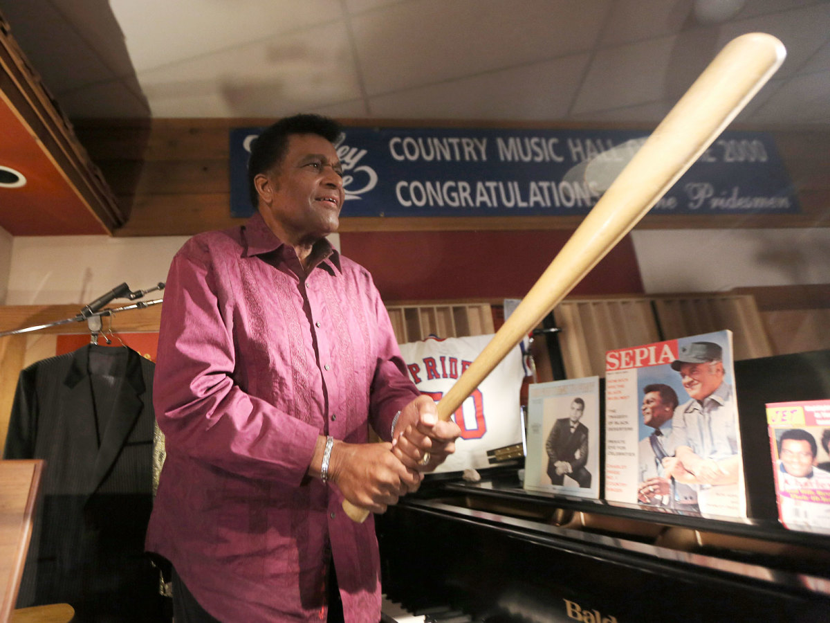charley-pride-inline-3.jpg